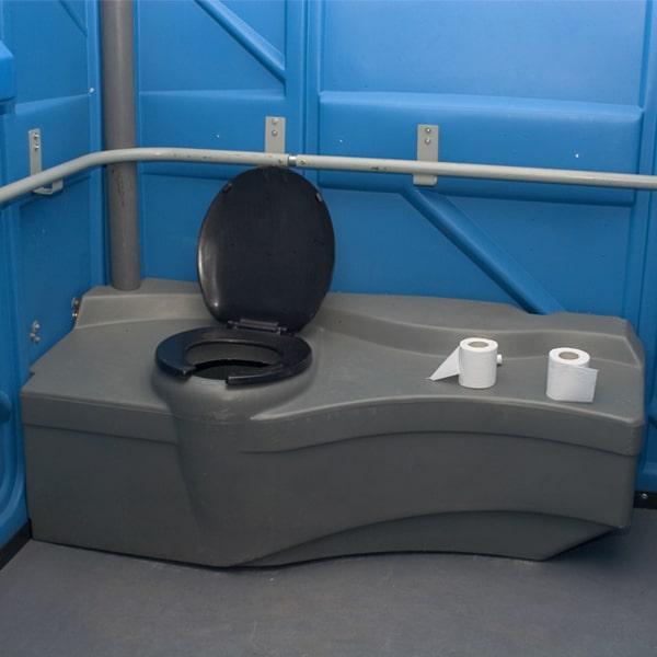 the cost of renting an ada/handicap porta potty unit might vary depending on the particular unit and the rental company